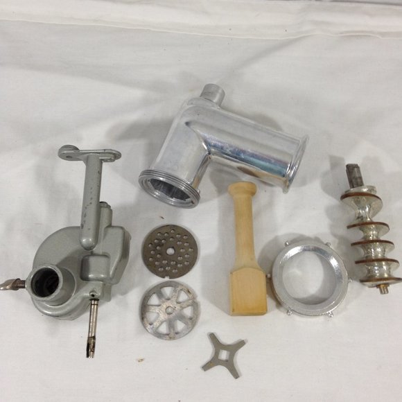 Sunbeam Vintage Meat and & Food Mincer Attachment Model # MA1 - Picture 3 of 9